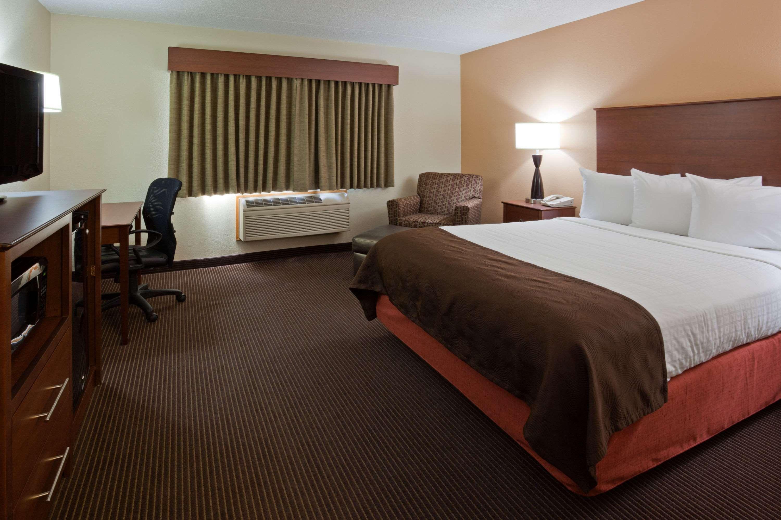Americinn By Wyndham Bismarck Esterno foto